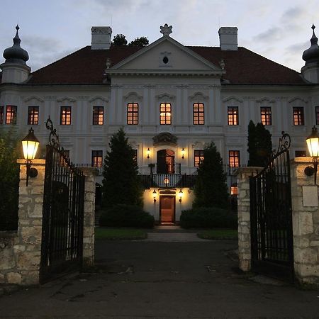 Teleki-Degenfeld Kastelyszallo Szirak ภายนอก รูปภาพ